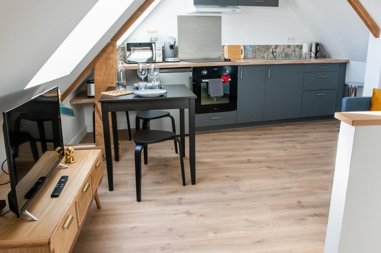 Confortable T1bis Rénové, Au Cœur D'un Bourg Calme